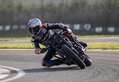 Milli motosikletçi Can Öncü, Portekiz'de ilk yarışını kazandı