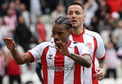 Sivasspor'un Süper Lig'deki 900'üncü golü Garry Rodrigues'ten!