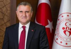 Bakan Bak'tan Avrupa şampiyonu özel sporculara tebrik!