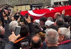 Sanatçı Volkan Konak son yolculuğuna uğurlandı