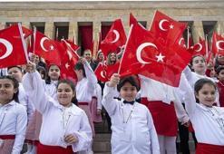 RESMİ TATİL GÜNLERİ 2025 | 23 Nisan resmi tatil mi? Okullar, Üniversiteler, kamu kuruluşları tatil olacak mı?