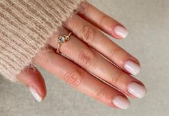 Kuaförde vakit kaybettirmiyor! 'Sabun tırnak' gibisi yok, uzatmayı rafa kaldırdı