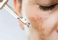 Güneş lekeleri için silgi oluyor! Hassas ciltler için birebir, neme boğacak