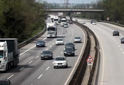 Bayram tatili dönüşü başladı, tatilciler yola çıktı! İşte yollarda son durum