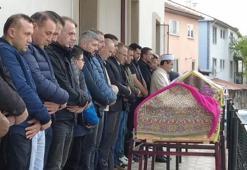 Kazada hayatını kaybetmişlerdi! 3 öğretmen gözyaşlarıyla toprağa verildi