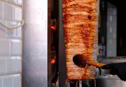 Tavuk döner teyakkuzu! Skandal görüntüler sonrası Bakan Yumaklı'dan ilk açıklama