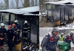 Sakarya'da facia! Anne yanan eve girdi: 2 çocuk hayatını kaybetti