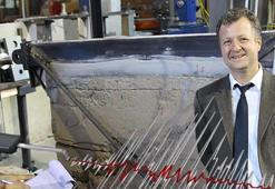 İçinde gram beton yok, 8'lik depreme dayanıyor! Öğrencisiyle 'bedava'ya duvar yaptı