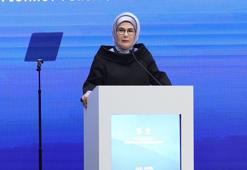 Emine Erdoğan: Çocukların uykularında öldürüldüğü bir dünya masumiyetini kaybetmiştir
