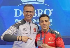 Adem Asil'den Artistik Cimnastik Dünya Kupası'nda altın madalya!