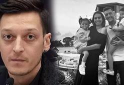 Mesut Özil'den eşi ve kızlarıyla paylaşım!