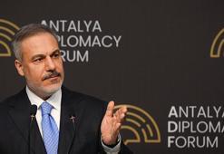 Dışişleri Bakanı Hakan Fidan, Antalya Diplomasi Forumu'nda yoğun diplomasi trafiğini sürdürdü