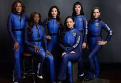 ABD'li şarkıcı Katy Perry uzaya çıktı!