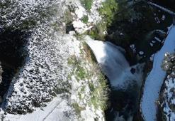 'Aşk acısını dindiren şelale'ye yoğun ilgi