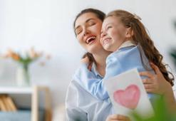 Anneler Günü ne zaman kutlanacak? 💐 2025 Anneler Günü Mayıs'ın kaçında? Anneler Günü hediye önerileri 2025