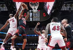NBA'de play-in heyecanı! Miami Heat, Chicago Bulls'u devirdi