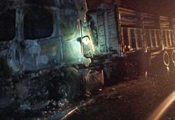 Malatya'da kömür yüklü TIR tünel içinde alev topuna döndü!