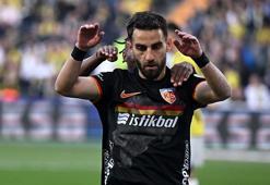 Ramazan Civelek, Fenerbahçe'ye golünü attı sevinmedi! Bir ilk yaşadı