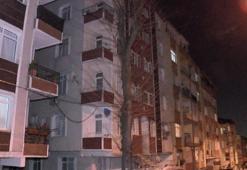 Güngören'de 6 katlı apartman kolonlarından gelen sesler üzerine tahliye edildi