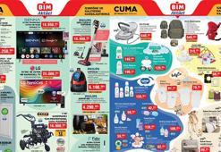 YARIN RAFLARDA SATIŞA ÇIKIYOR! 🛒 25 Nisan BİM aktüel kataloğunda bu hafta Cuma hangi ürünler satışa çıkacak? Işıklı Şarjlı Süpürge, Çapa Makinesi, TV, 4 Bölmeli Derin Dondurucu, Şarjlı Doğrayıcı...