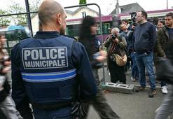 Fransa'da bir okulda saldırı: 1 ölü, 3 yaralı