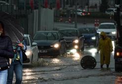 SON DAKİKA | Meteoroloji uyarmıştı! Ankara'yı 'Süper hücre' vurdu! Yollar bir anda göle döndü