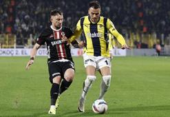 Fenerbahçe'de Beşiktaş derbisi öncesi sarı tehlike! Tam 7 oyuncu sınırda