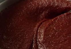 Köylülerin salça küflenmesini önleyen gizli sırrı! Aylarca küflenmeden ekşimeden kalıyor