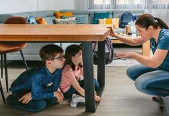 Çocuklara deprem nasıl anlatılır? Evde deprem eğitimi verilir mi?
