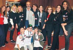 Gençler için kapılarını açtı