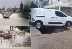 Adana'da sağanak sele neden oldu, yol çöktü