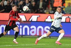 Fenerbahçe'de Filip Kostic şoku!