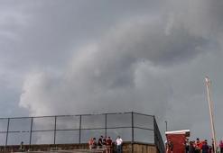 ABD'yi şiddetli fırtına vurdu! 500 kişi elektriksiz kaldı, 3 kişi hayatını kaybetti