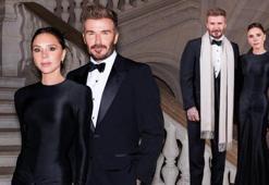 Victoria Beckham'dan romantik kutlama! Doğum gününde aşka geldi