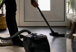 Ev işi yapıp fit kalmak mümkün! Süpürgeyle bol bol kalori yakın, daha iyisi yok