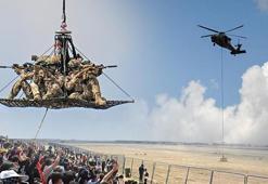 KKTC'de TEKNOFEST rüzgarı! İkinci günde özel kuvvetlerin gösterisi nefes kesti