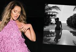 Hadise yaz sezonunu açtı, bikinili poz verdi! Yazdığı not dikkatleri çekti