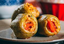 Soğanı kavurunca dolma şölene dönüyor! Kıtır kıtır etmesin, tadı katlansın