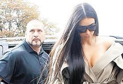 Korumaları bile ünlü