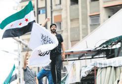 İsrail, Suriye'ye bomba yağdırdı