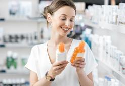 Kokusu da etiketi de ilk işaret! Güneş kreminin sahtesini sesi ele veriyor