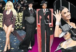 Met Gala’da siyah asalet