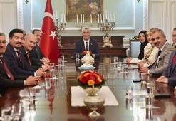 Ticaret Bakanı Bolat, Londra'ya gitti