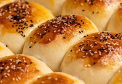 Sadece su yetmez, ılık süt şart! Poğaçanın tadını da kıvamını da değiştiren tarif