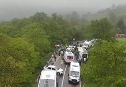 Sinop'ta öğrencileri taşıyan otobüs devrildi!