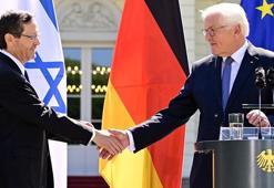 Berlin'de İsrail Cumhurbaşkanı Herzog'un ziyareti protesto edildi