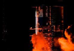 Çin, yeni nesil haberleşme uydusunu uzaya fırlattı