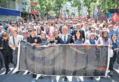 ‘Barış isteriz, Analar ağlamasın diye’