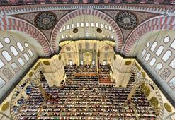 BUGÜN CUMA NAMAZI SAAT KAÇTA KILINACAK? İstanbul, Ankara ve İzmir Cuma namazı vakti 16 Mayıs 2025: Cuma namazı kaçta başlayacak? Diyanet ile namaz vakitleri