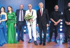 Atina’da dostluk köprüsü